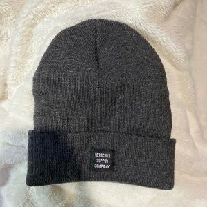 Herschel Supply beanie